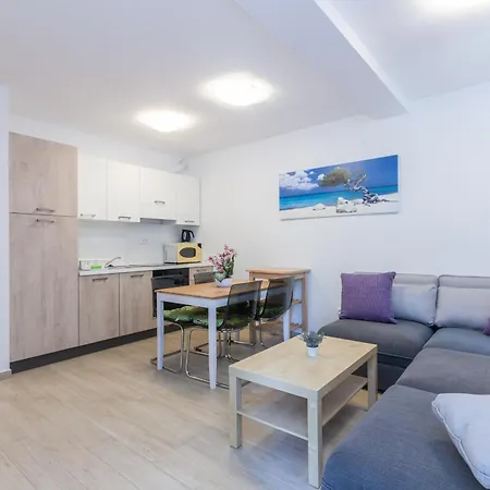 With Parking Spaces Baska, Krk - 19523 Apartman *