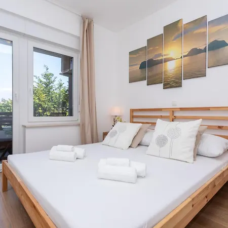 Apartman With Parking Spaces Baska, Krk - 19523 Baška