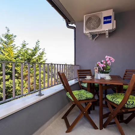 With Parking Spaces Baska, Krk - 19523 Apartman